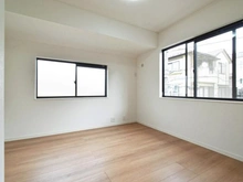 【神奈川県/川崎市多摩区栗谷】川崎市多摩区栗谷2丁目　中古戸建 洋室：約6.5帖