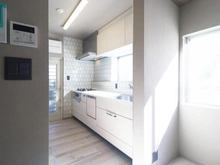 【神奈川県/川崎市多摩区生田】川崎市多摩区生田5丁目　中古戸建 キッチン