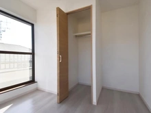 【神奈川県/川崎市麻生区向原】川崎市麻生区向原2丁目中古戸建 洋室：収納