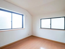 【神奈川県/川崎市多摩区長尾】川崎市多摩区長尾7丁目　中古戸建 洋室：約6.0帖