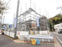 【東京都/稲城市平尾】稲城市平尾4丁目新築戸建　【12号棟】 建築中の外観：全16棟