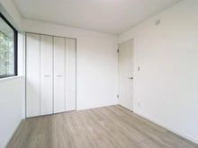 【東京都/町田市金井ヶ丘】金井ヶ丘2丁目中古戸建て 洋室：約6.0帖