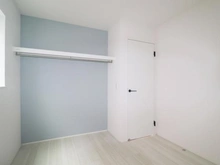 【神奈川県/川崎市麻生区東百合丘】麻生区東百合丘1丁目新築戸建 洋室：約4.5帖