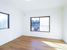 【神奈川県/川崎市麻生区王禅寺東】川崎市麻生区王禅寺東3丁目　中古戸建 洋室：約8.0帖