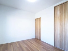 【神奈川県/川崎市麻生区王禅寺東】川崎市麻生区王禅寺東3丁目　中古戸建 洋室：約6.0帖