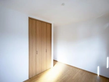 【神奈川県/川崎市多摩区栗谷】川崎市多摩区栗谷4丁目　新築戸建3号棟 洋室：約6.5帖