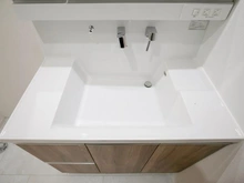 【神奈川県/川崎市多摩区栗谷】川崎市多摩区栗谷4丁目　新築戸建4号棟 洗面室：洗面ボール