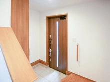 【神奈川県/川崎市多摩区栗谷】川崎市多摩区栗谷4丁目　新築戸建4号棟 玄関