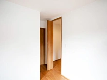 【神奈川県/川崎市多摩区栗谷】川崎市多摩区栗谷4丁目　新築戸建4号棟 洋室：約8.5帖
ウォークインクローゼット付き