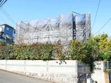 【神奈川県/川崎市麻生区細山】川崎市麻生区細山7丁目　中古戸建 外観：リフォーム中