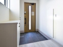 【東京都/町田市大蔵町】町田市大蔵町　新築戸建2号棟 玄関