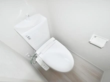 【東京都/町田市大蔵町】町田市大蔵町　新築戸建4号棟 トイレ