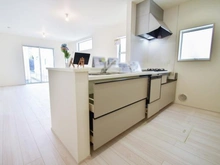 【東京都/町田市野津田町】町田市野津田町　新築戸建2号棟 キッチン