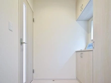 【東京都/町田市野津田町】町田市野津田町　新築戸建2号棟 玄関