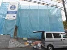 【東京都/町田市野津田町】町田市野津田町　新築戸建3号棟 建築中の外観：全4棟