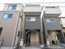 【神奈川県/川崎市多摩区中野島】川崎市多摩区中野島5丁目　中古戸建 外観：中央