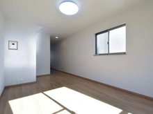 【神奈川県/川崎市多摩区中野島】川崎市多摩区中野島5丁目　中古戸建 リビング・ダイニング