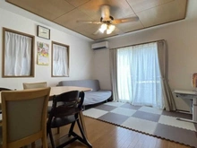 【神奈川県/川崎市麻生区高石】川崎市麻生区高石2丁目　中古戸建 リビング・ダイニング：家具調度品は価格に含まれません