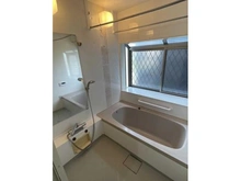 【神奈川県/川崎市麻生区高石】川崎市麻生区高石2丁目　中古戸建 浴室：家具調度品は価格に含まれません