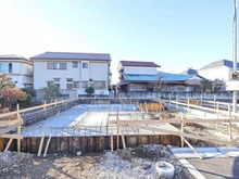 【東京都/稲城市押立】稲城市押立　8号棟 建築中の外観：全13区画