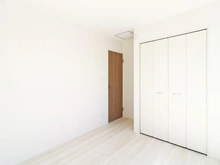 【東京都/稲城市押立】稲城市押立　11号棟 洋室：約5.2帖