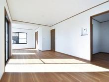 【神奈川県/川崎市麻生区細山】川崎市麻生区細山7丁目　中古戸建 リビング・ダイニング