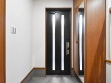 【神奈川県/川崎市麻生区細山】川崎市麻生区細山7丁目　中古戸建 玄関