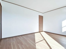 【神奈川県/川崎市麻生区細山】川崎市麻生区細山7丁目　中古戸建 洋室：約7.8帖