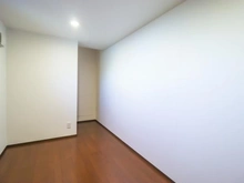 【神奈川県/川崎市多摩区長沢】川崎市多摩区長沢2丁目　新築戸建 サービスルーム（納戸）