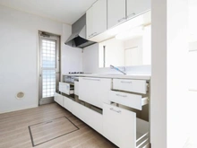 【神奈川県/川崎市麻生区高石】川崎市麻生区高石4丁目　中古戸建 キッチン