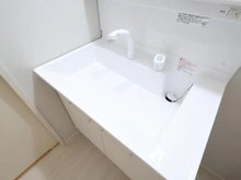 【神奈川県/川崎市麻生区高石】川崎市麻生区高石4丁目　中古戸建 洗面室：洗面ボール