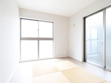 【神奈川県/川崎市麻生区高石】川崎市麻生区高石4丁目　中古戸建 洋室：約6.0帖