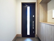 【東京都/町田市鶴川】町田市鶴川4丁目　新築戸建A号棟 玄関