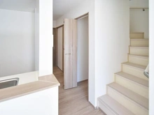 【東京都/町田市鶴川】町田市鶴川4丁目　新築戸建A号棟 LDK：収納