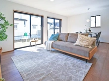 【東京都/町田市鶴川】町田市鶴川4丁目　新築戸建B号棟 リビング・ダイニング