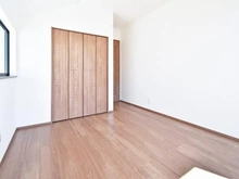 【東京都/町田市鶴川】町田市鶴川4丁目　新築戸建B号棟 洋室：約6.5帖