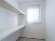 【東京都/町田市能ヶ谷】町田市能ヶ谷5丁目 戸建 サービスルーム（納戸）