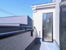 【神奈川県/川崎市多摩区南生田】川崎市多摩区南生田3丁目　C棟 バルコニー