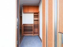 【東京都/多摩市和田】多摩市和田　中古戸建 玄関：シューズボックス