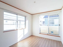 【東京都/多摩市和田】多摩市和田　中古戸建 洋室：約6.5帖