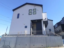 【東京都/稲城市東長沼】稲城市東長沼　新築戸建1号棟 建築中の外観：全9棟