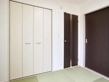 【東京都/稲城市東長沼】稲城市東長沼　新築戸建2号棟 和室：約4.5帖