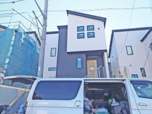 【東京都/稲城市東長沼】稲城市東長沼　新築戸建5号棟 建築中の外観：全9棟