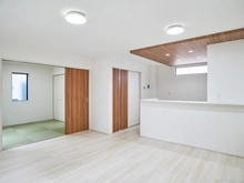 【東京都/稲城市東長沼】稲城市東長沼　新築戸建6号棟 LDK：約16.0帖