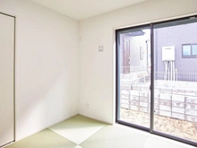 【東京都/稲城市東長沼】稲城市東長沼　新築戸建7号棟 和室：約4.5帖