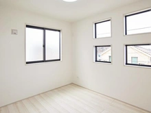 【東京都/稲城市東長沼】稲城市東長沼　新築戸建7号棟 洋室：約5.2帖