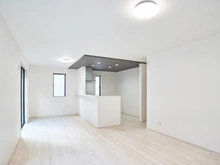 【東京都/稲城市東長沼】稲城市東長沼　新築戸建8号棟 LDK：約18.0帖