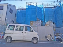 【東京都/稲城市東長沼】稲城市東長沼　新築戸建9号棟 建築中の外観：全9棟