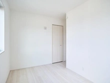 【東京都/稲城市東長沼】稲城市東長沼　新築戸建9号棟 洋室：約5.5帖