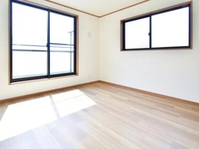 【東京都/町田市本町田】町田市本町田　中古戸建 洋室：約6.6帖